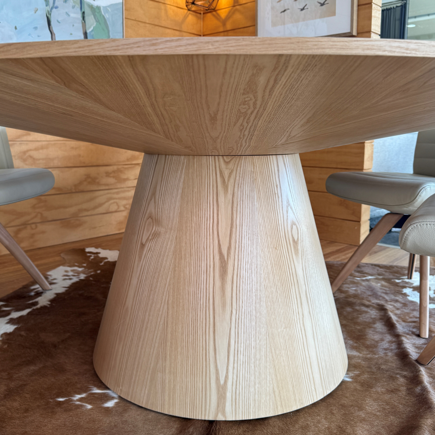 Classique 1800mm Round Dining Table Ex-Display