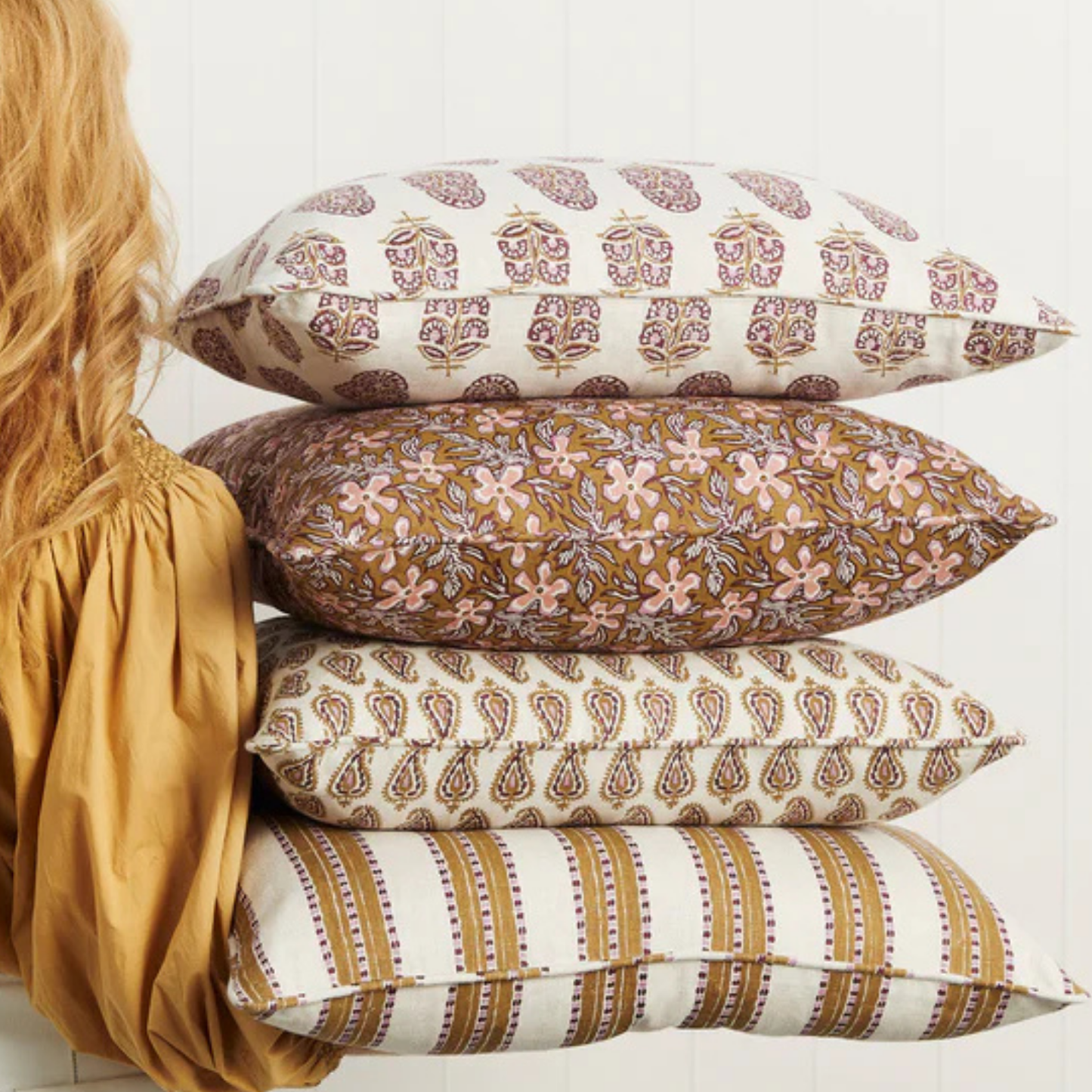Kesula Moonflower Linen Cushion