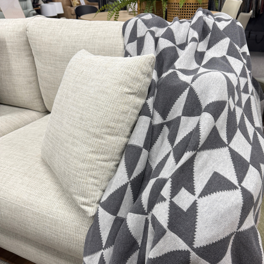 Mountain Throw - Magnet