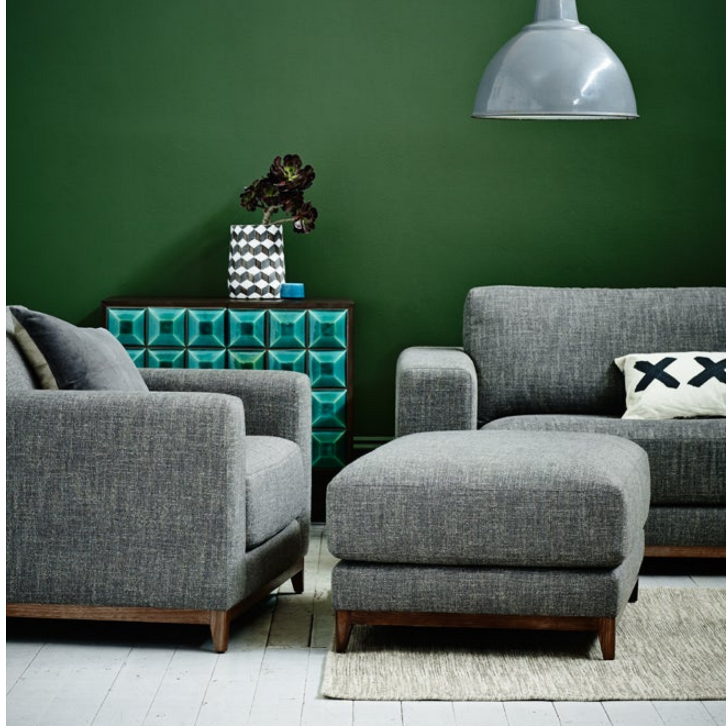 Aston Sofa by Molmic