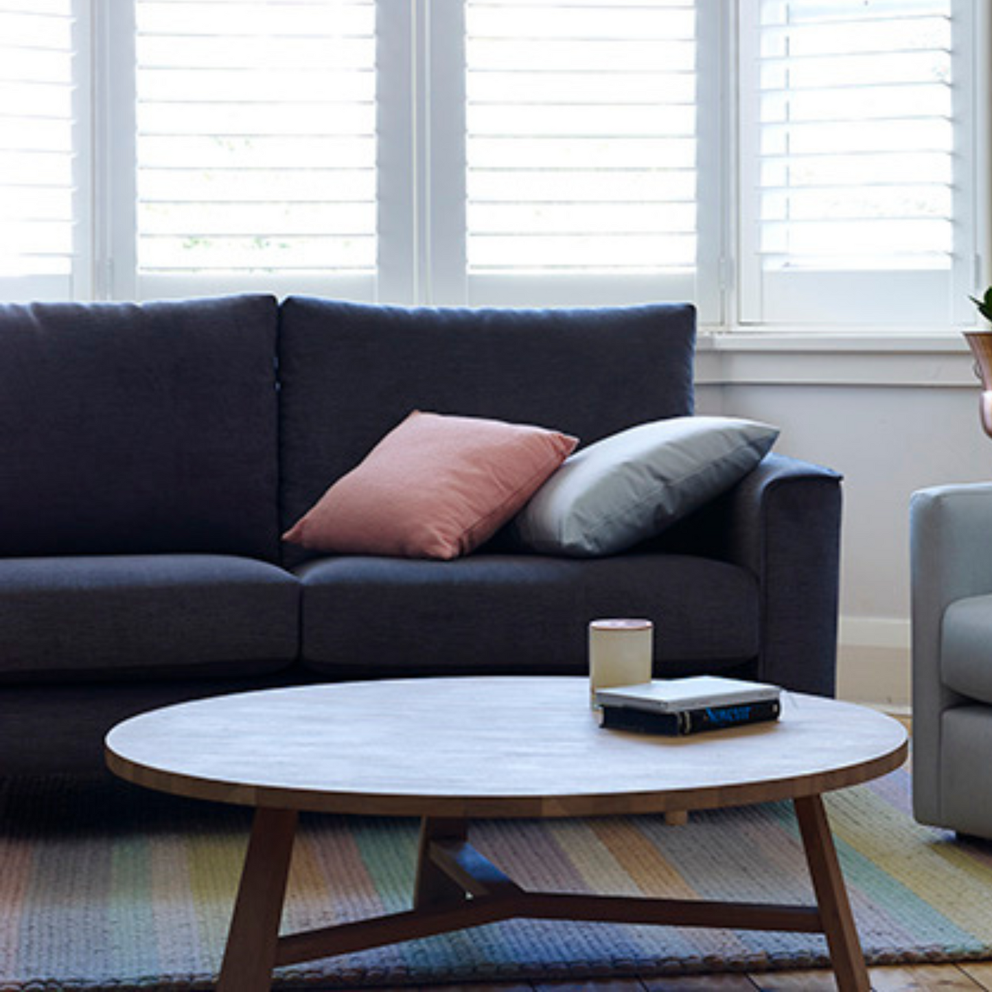 Alpine Sofa by Molmic