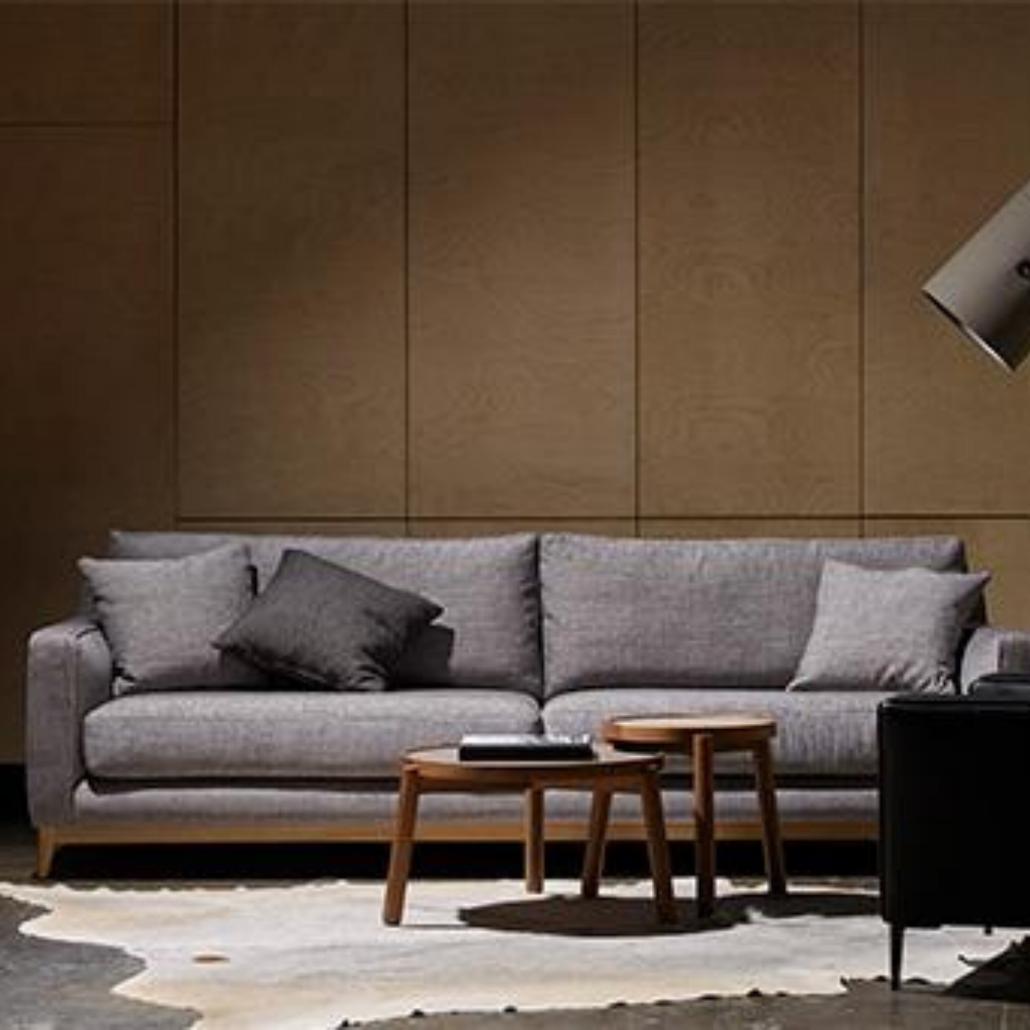 Barker Sofa by Molmic