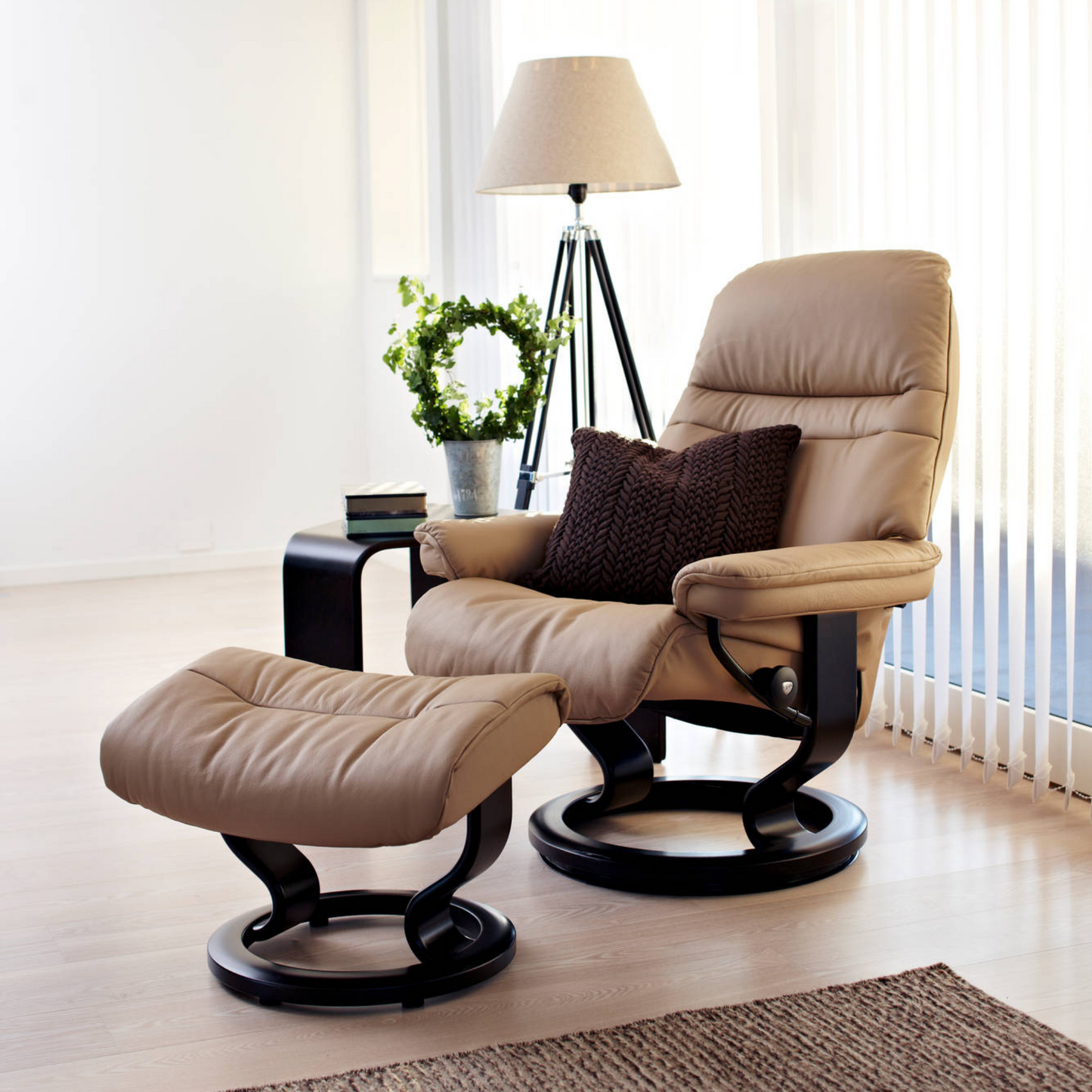 Sunrise Medium Recliner Chair & Stool Classic Base by Stressless