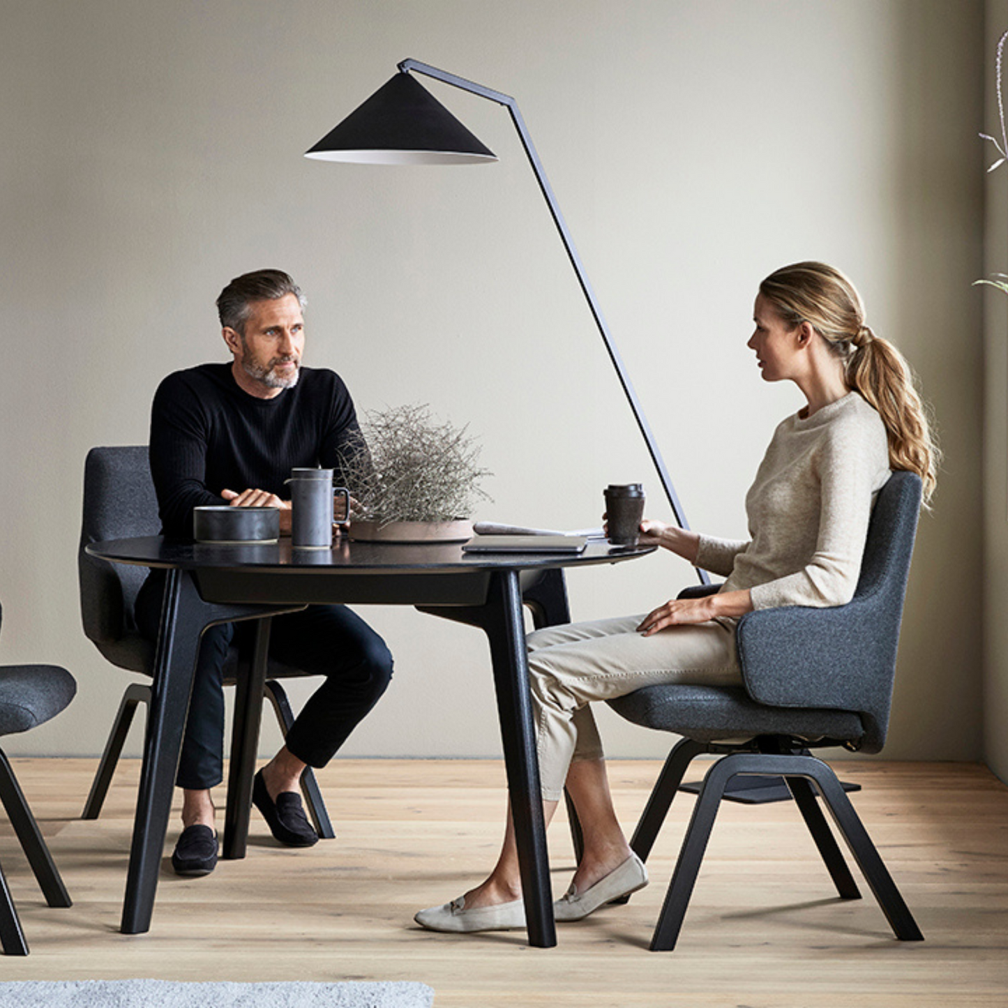 Laurel Dining Chair with Arms D200 Leg by Stressless