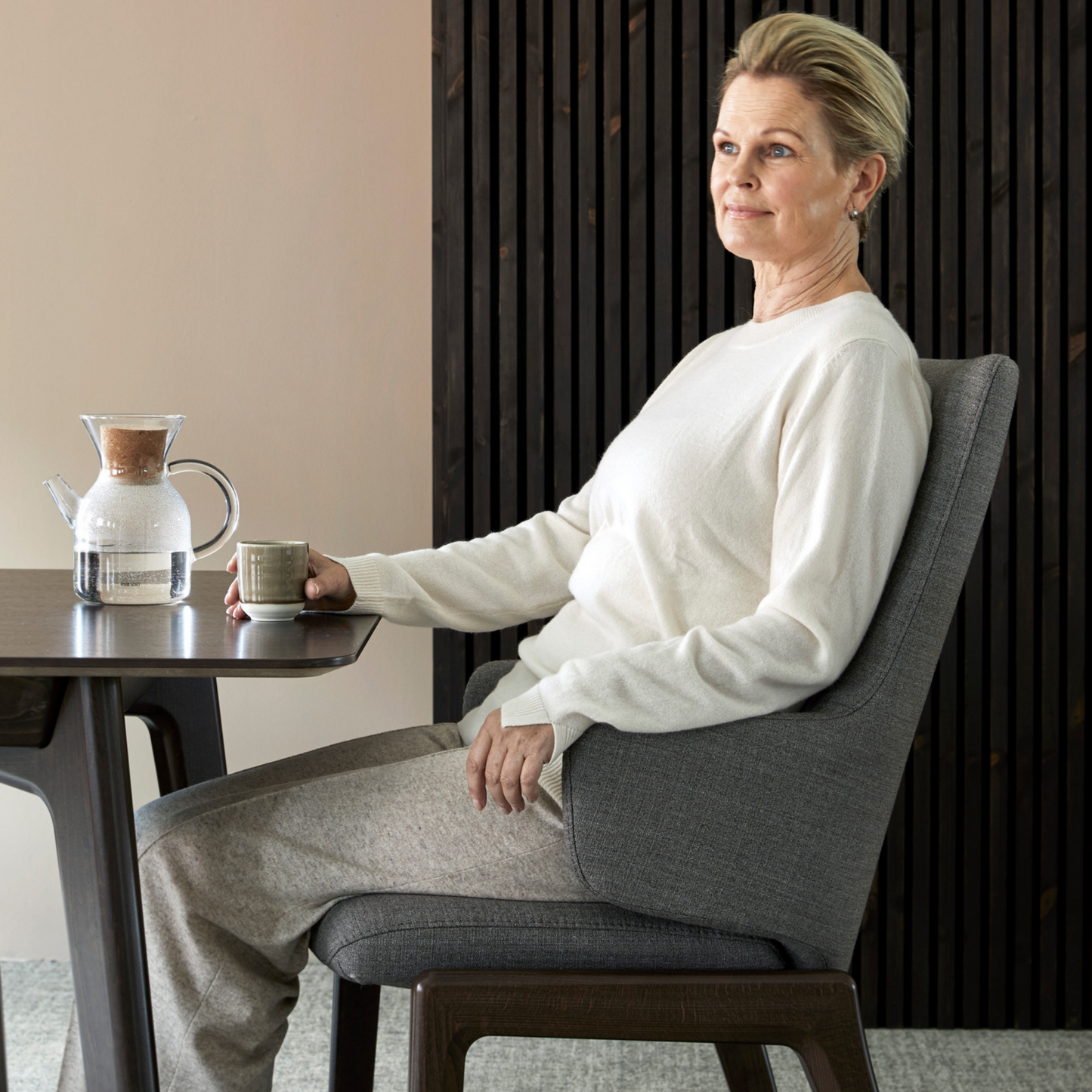 Laurel Dining Chair with Arms D100 Leg by Stressless