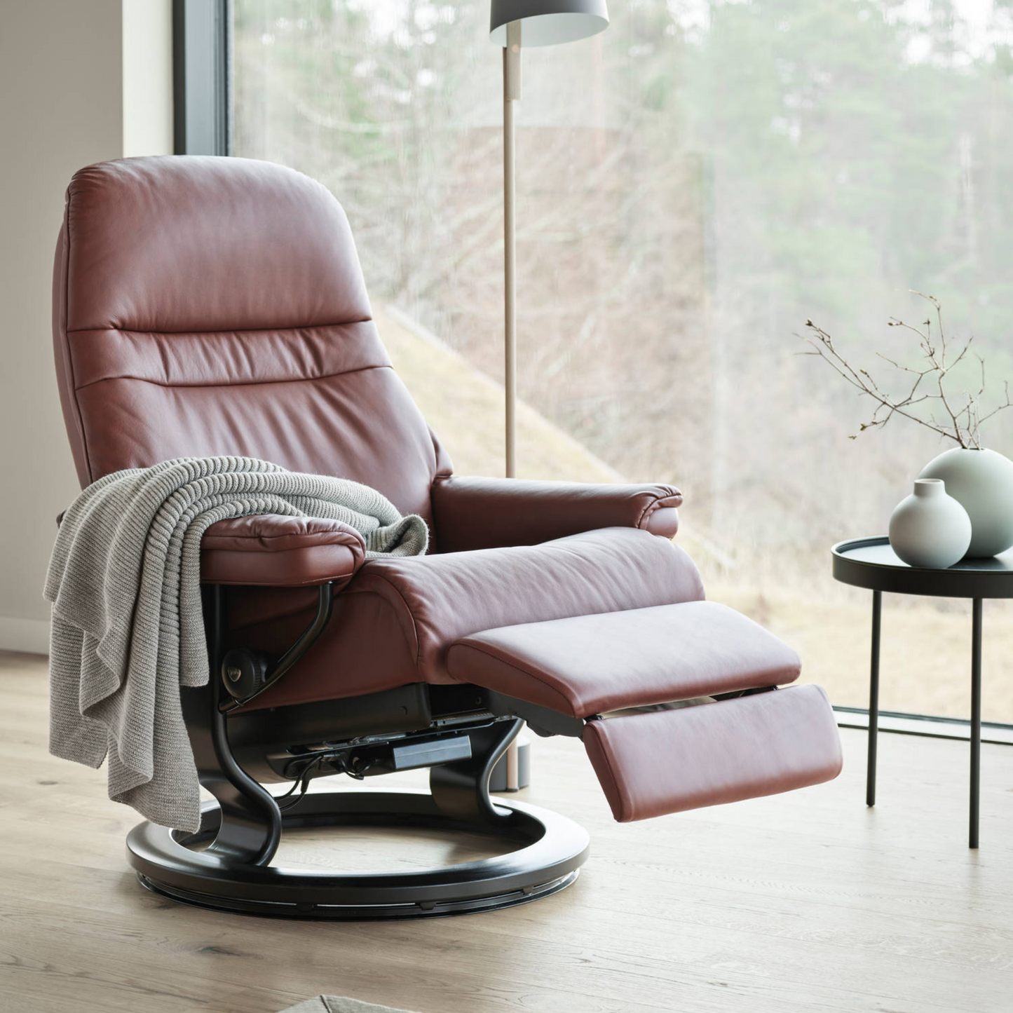 Sunrise Medium Recliner Chair & Stool Classic Base by Stressless