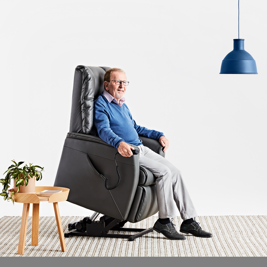 Brando Lift Chair by IMG