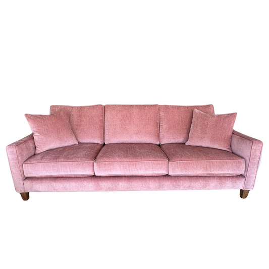 Windsor Sofa by Molmic