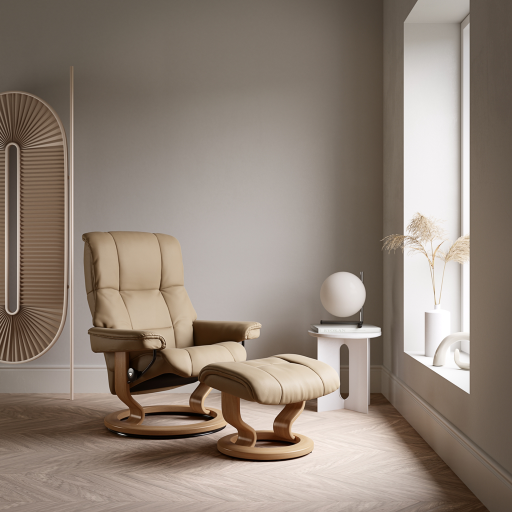 Mayfair Large Recliner Chair & Stool with Classic Base by Stressless