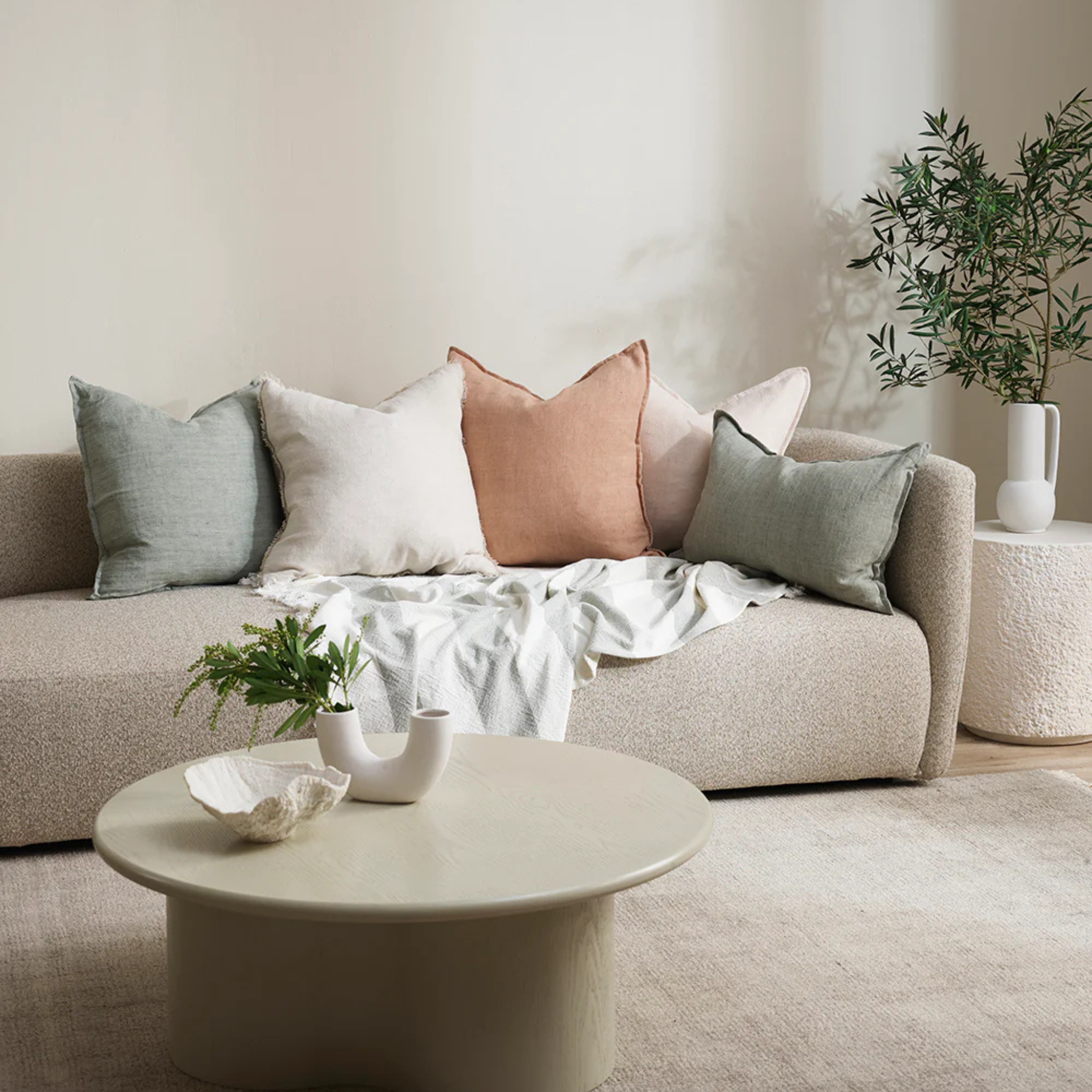 Arcadia Cushion