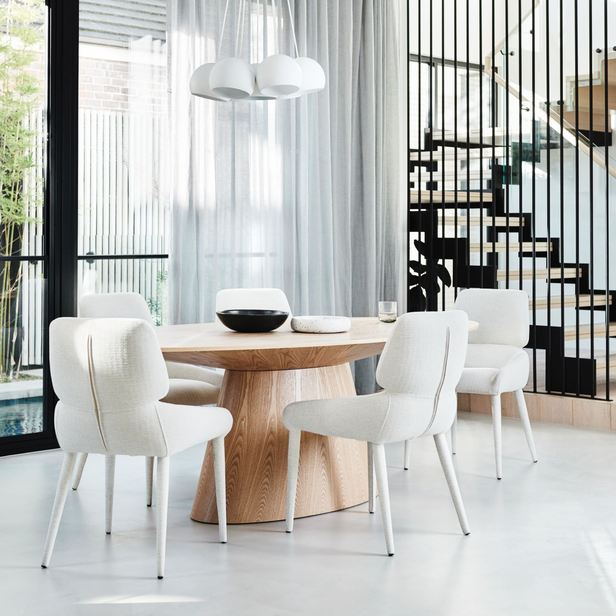 Classique Oval Dining Table by GlobeWest