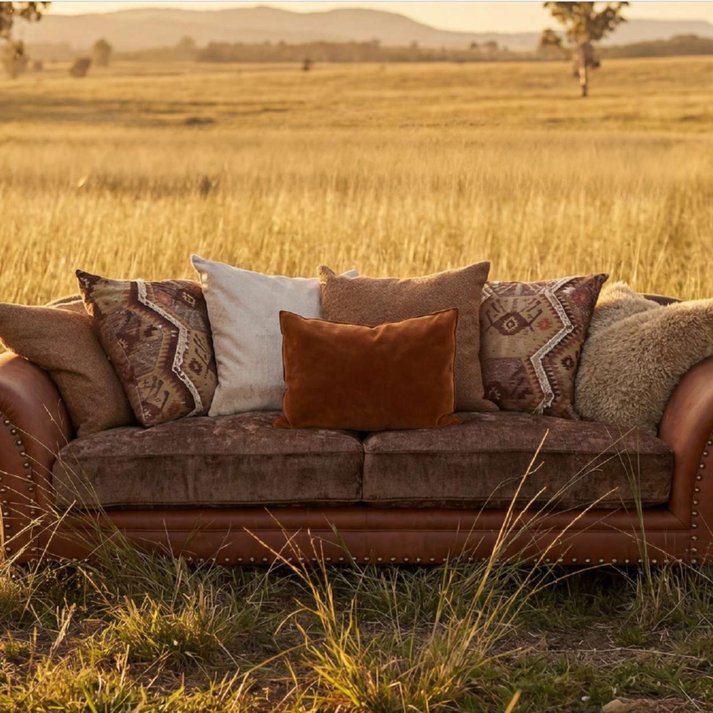 Colorado Ranch Sofa by Molmic
