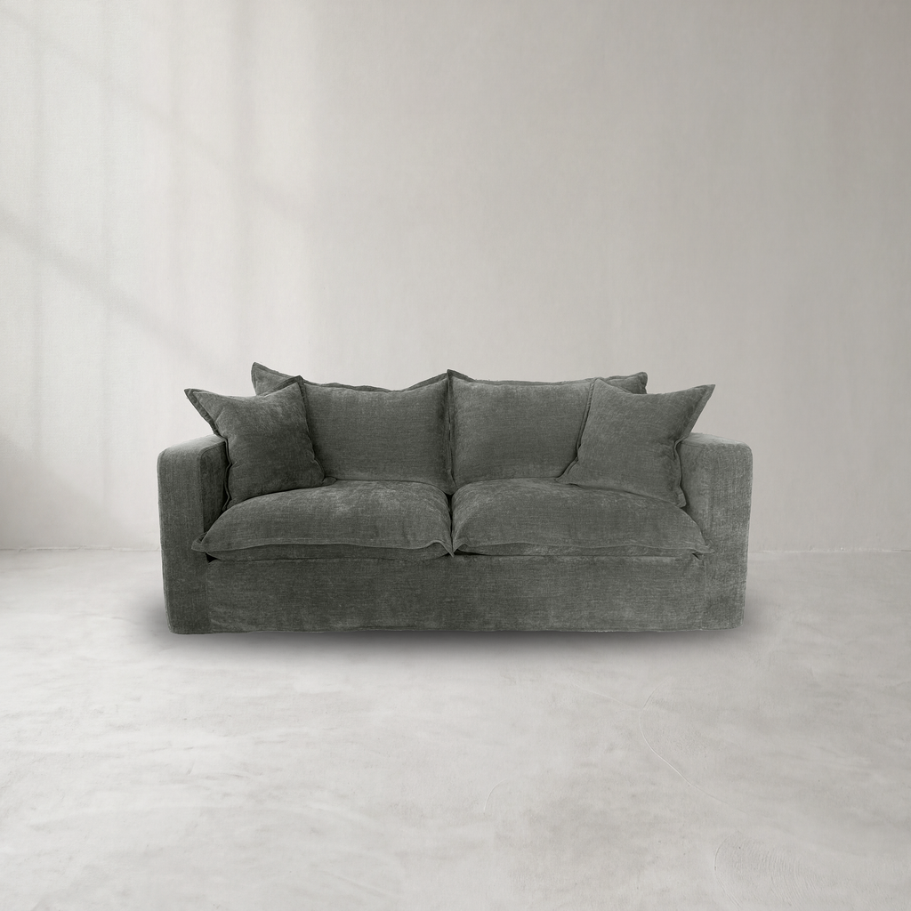 Daydream Loose Cover Sofa by Molmic