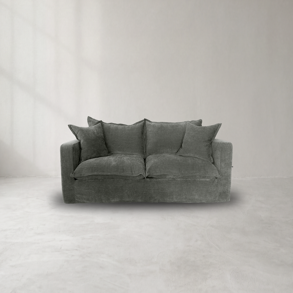 Daydream Loose Cover Sofa by Molmic