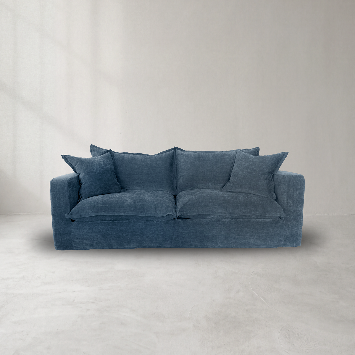 Daydream Loose Cover Sofa by Molmic