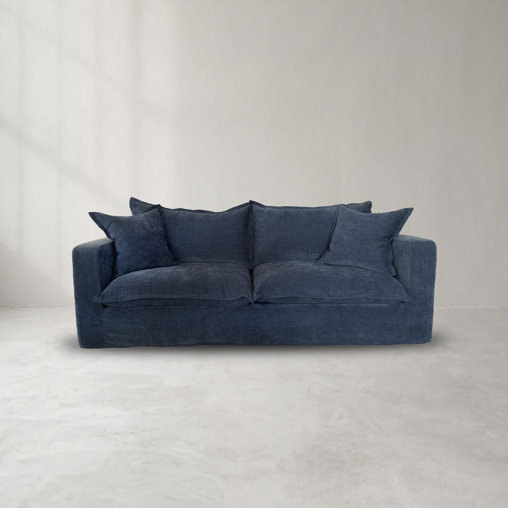 Daydream Loose Cover Sofa by Molmic