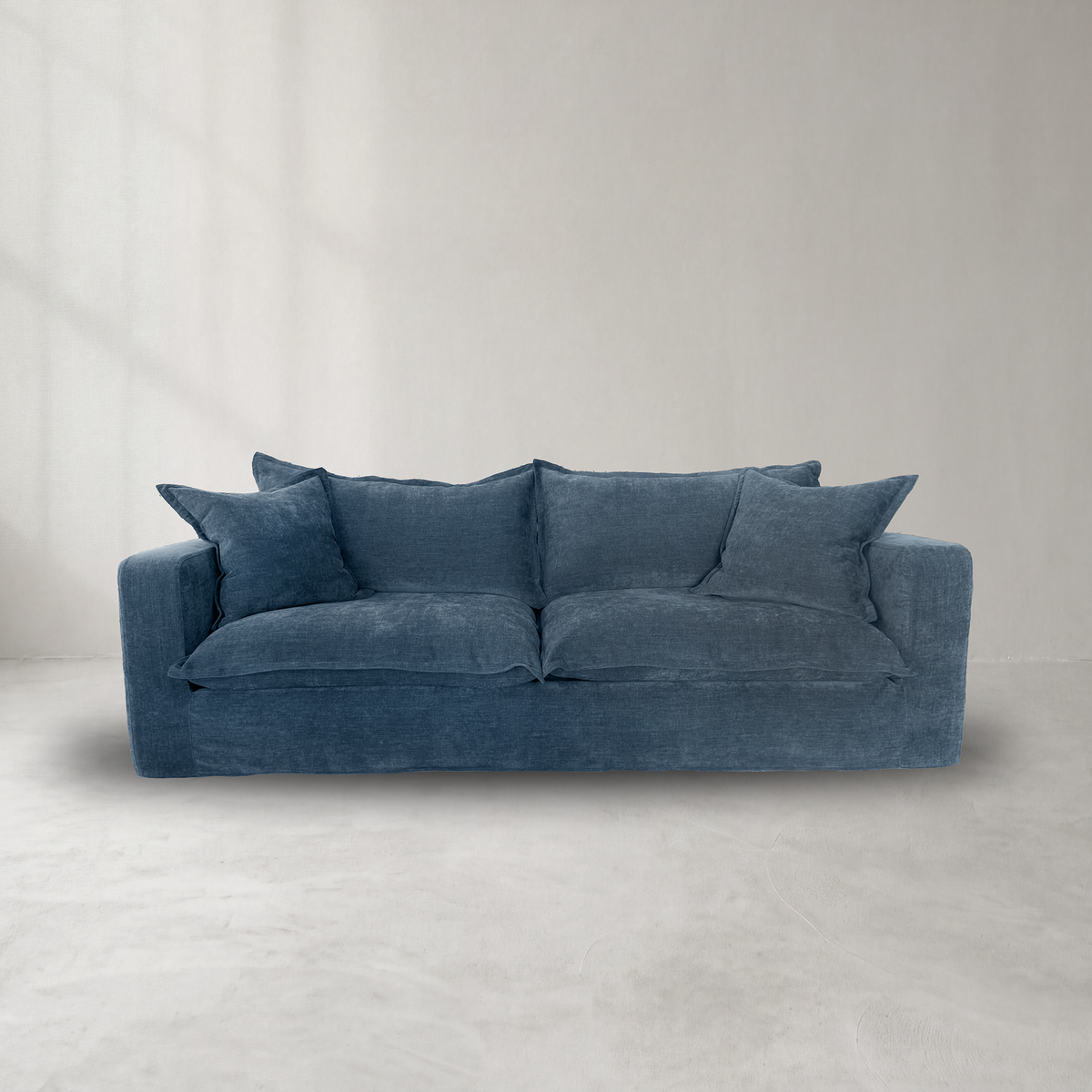 Daydream Loose Cover Sofa by Molmic