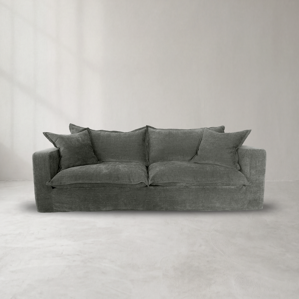 Daydream Loose Cover Sofa by Molmic