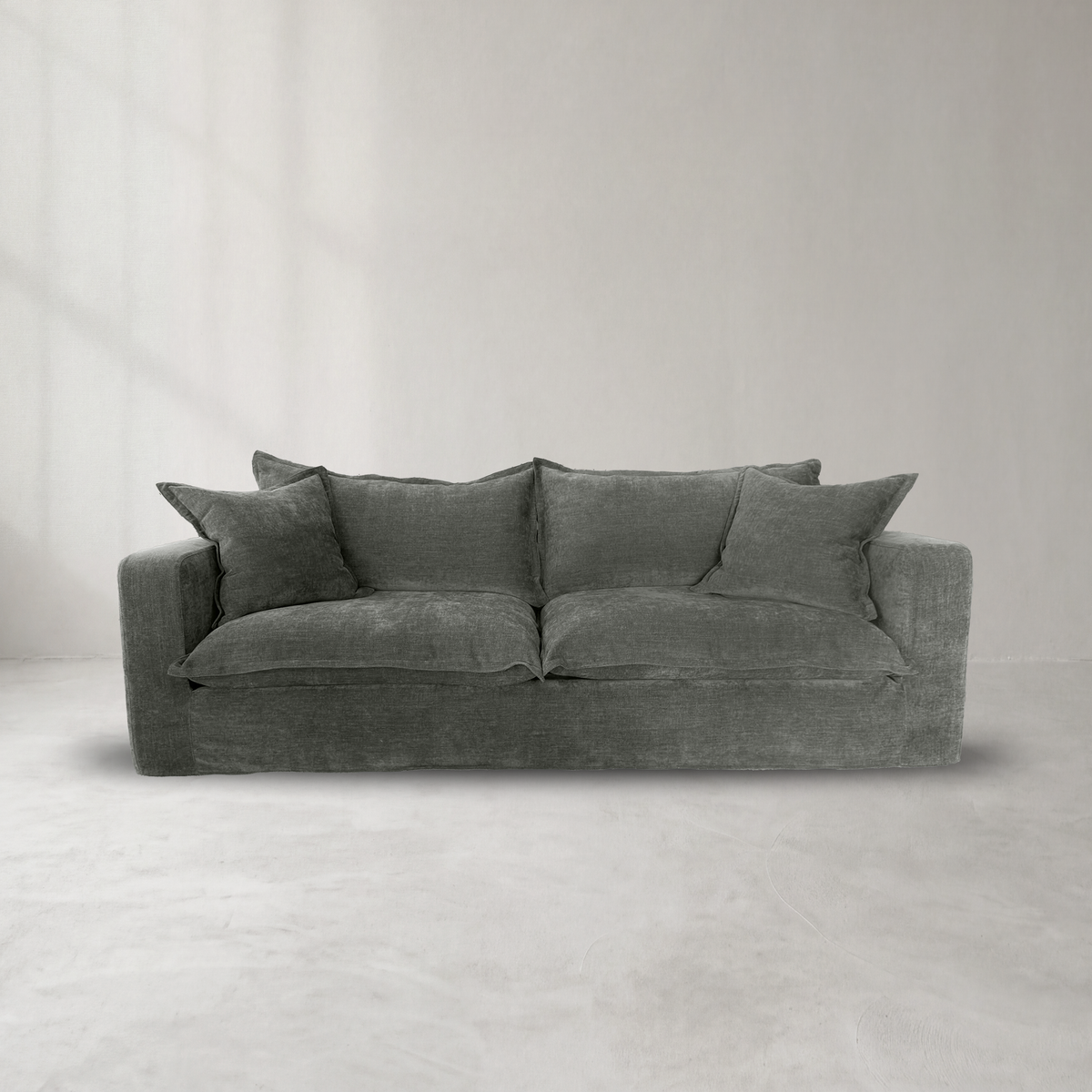 Daydream Loose Cover Sofa by Molmic