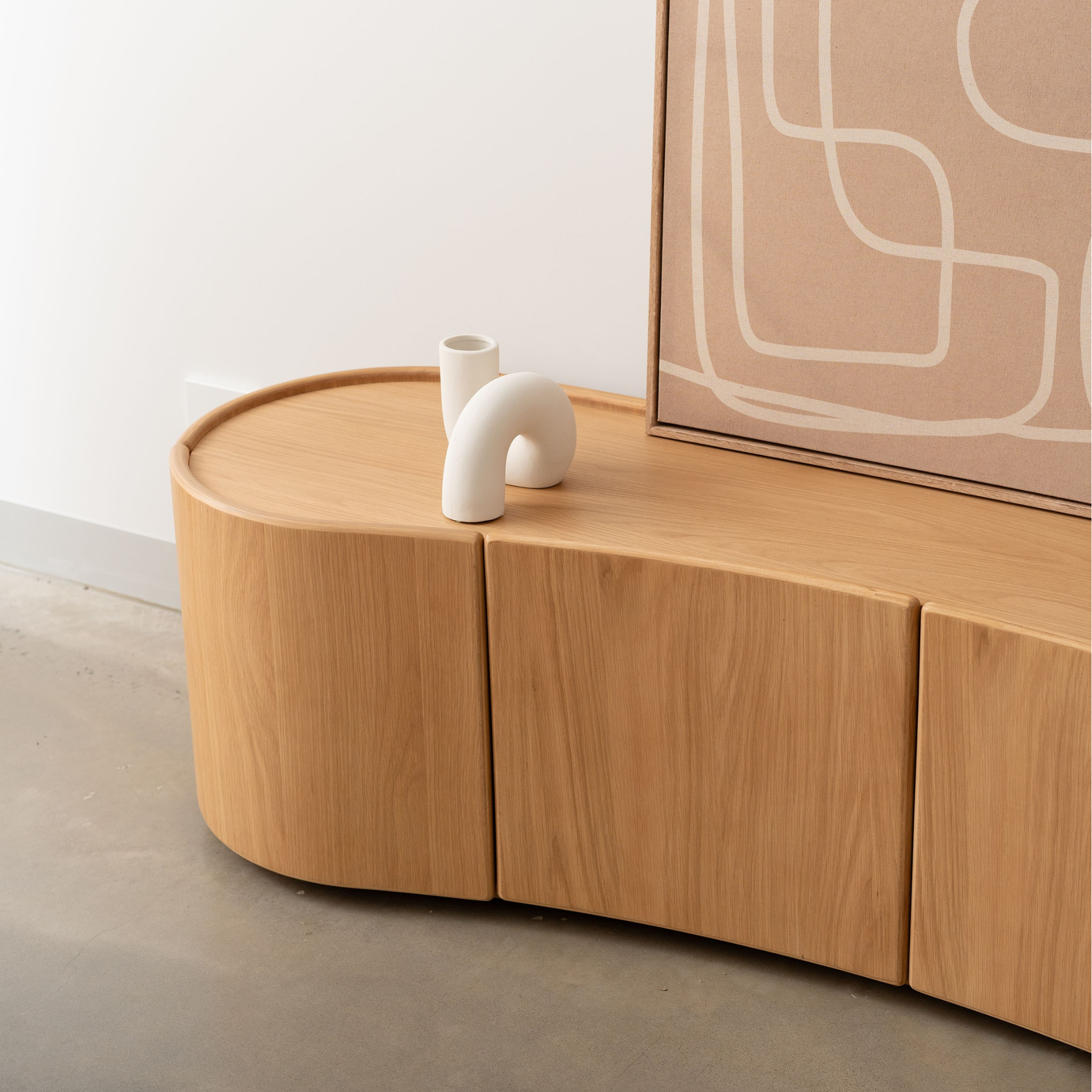 Lucelle Entertainment Unit