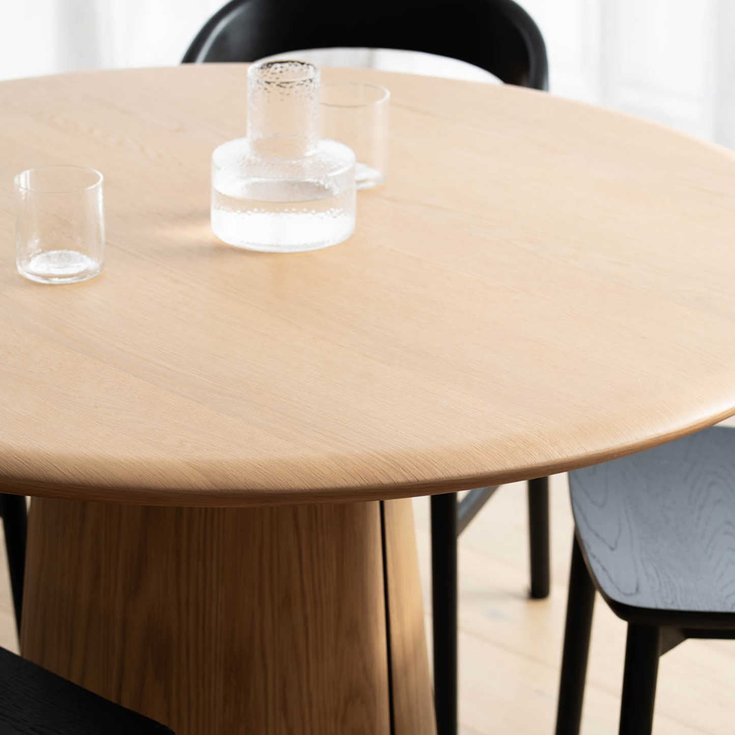 Lucelle Round Dining Table