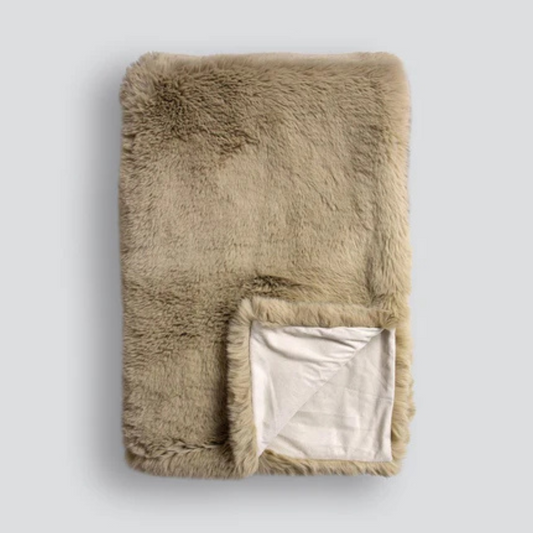 Pele Throw - Biscuit