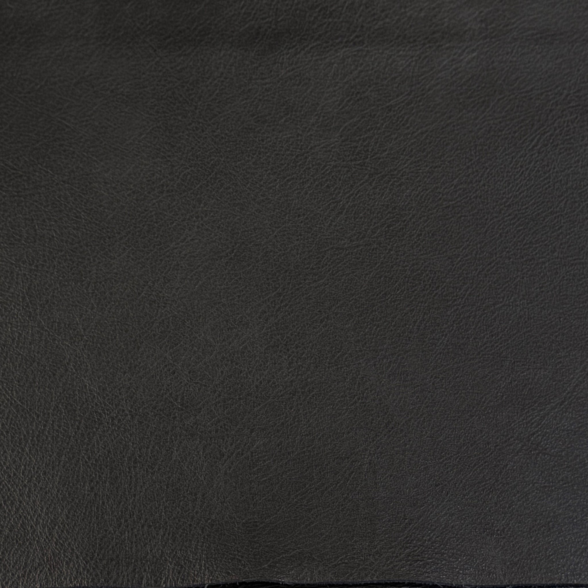 IMG Sauvage Leather Charcoal