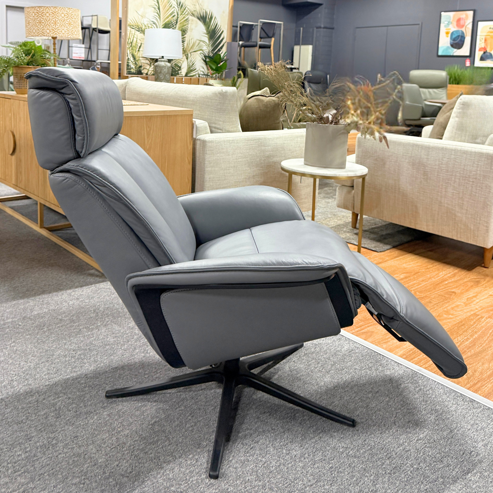 Space Power 5500 Recliner Chair by IMG Ex Display