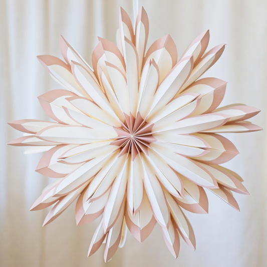 Wall and Window Snowflake White/Flax Edge D50cm