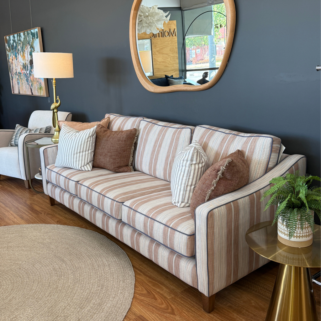 Windsor 3.5 Seater Sofa by Molmic Ex-Display