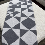 Mountain Throw - Magnet