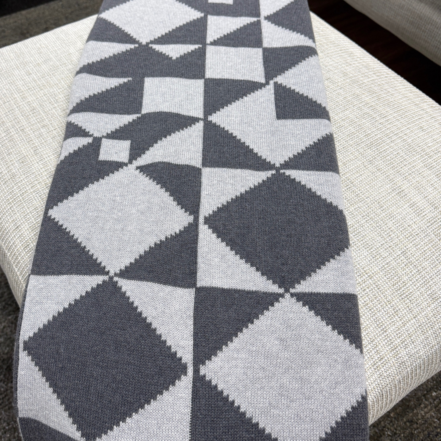 Mountain Throw - Magnet