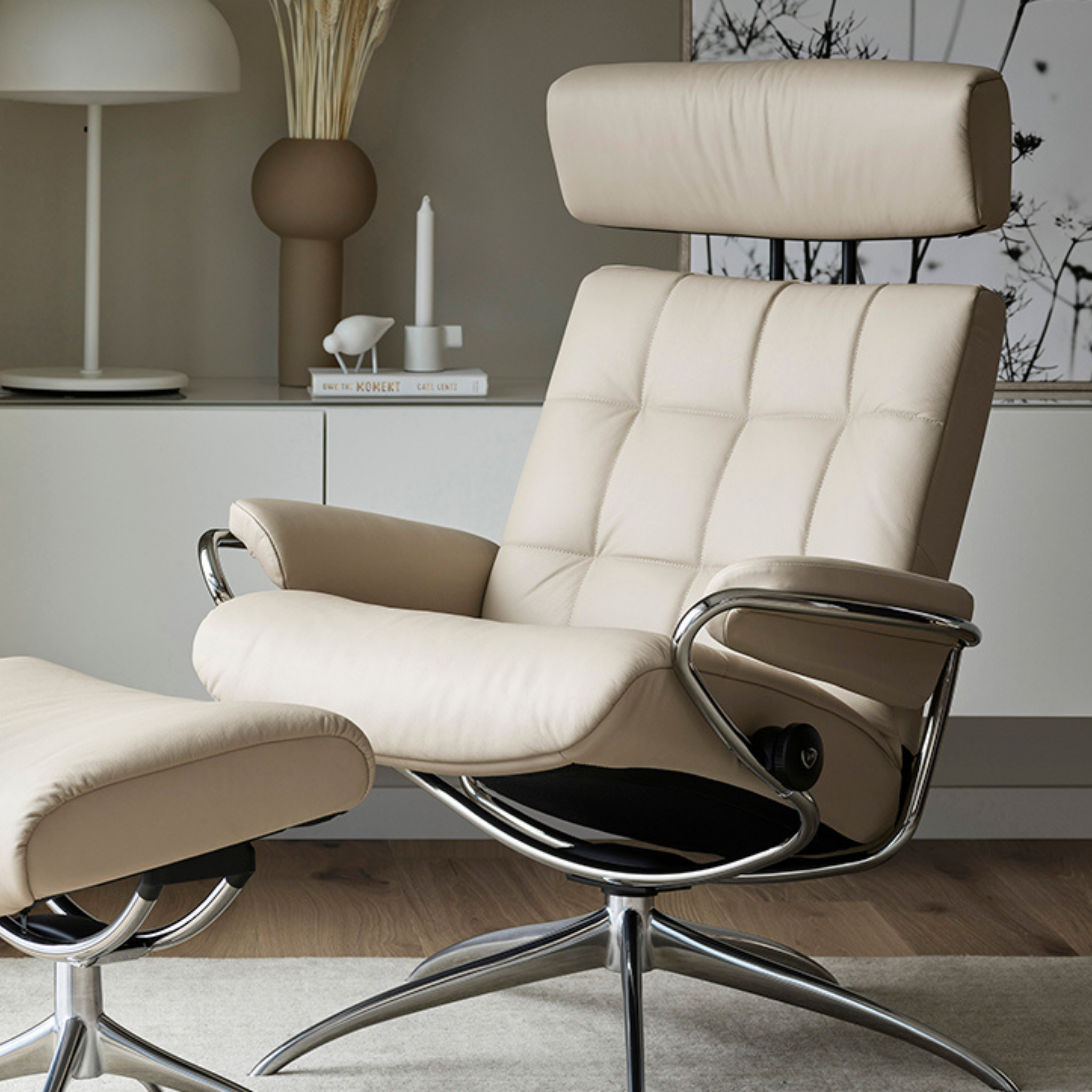 London Adjustable Head Rest Recliner Chair & Stool with Star Base by Stressless