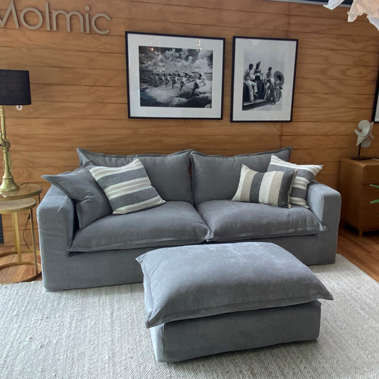 Daydream Sofa by Molmic