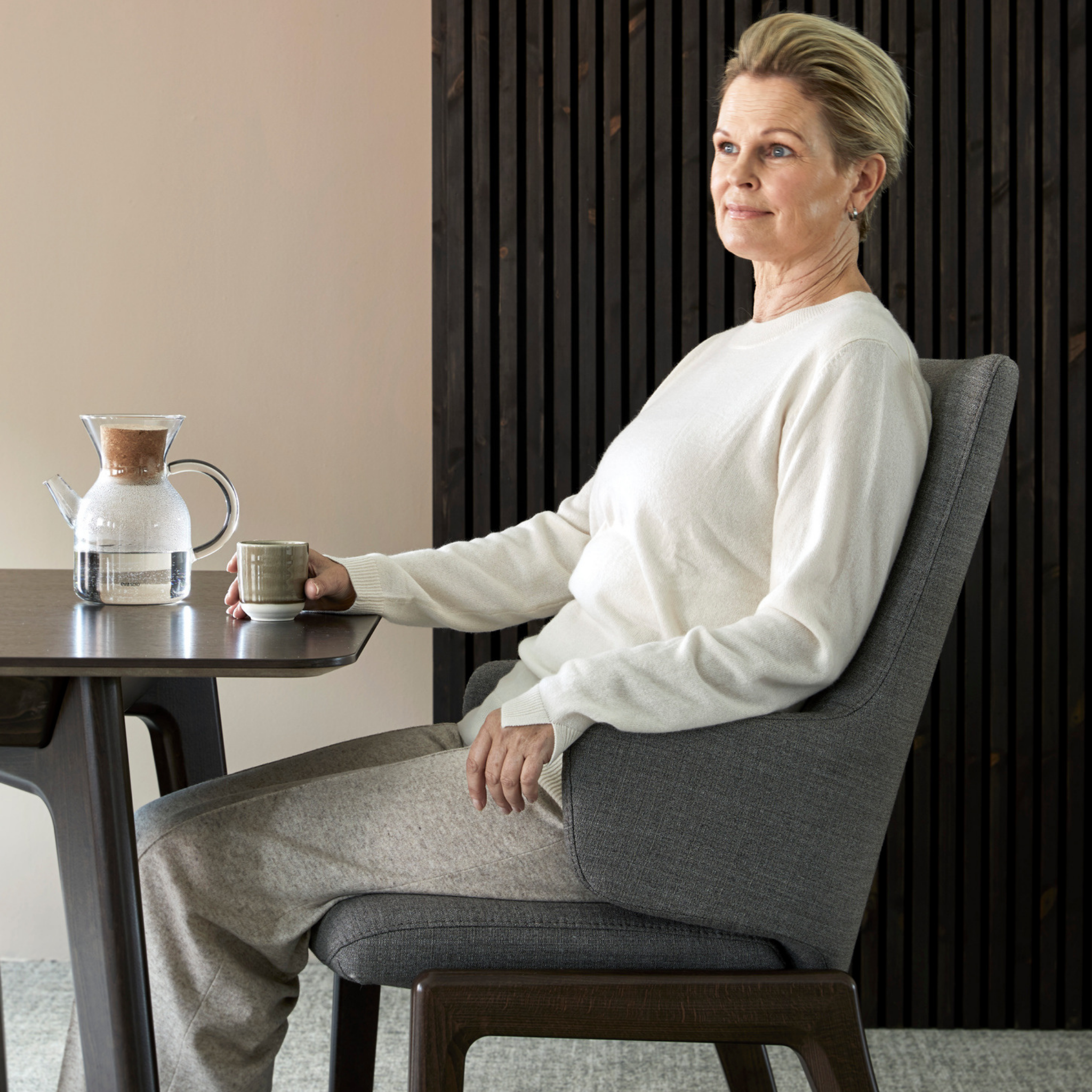 Laurel Dining Chair with Arms D100 Leg by Stressless