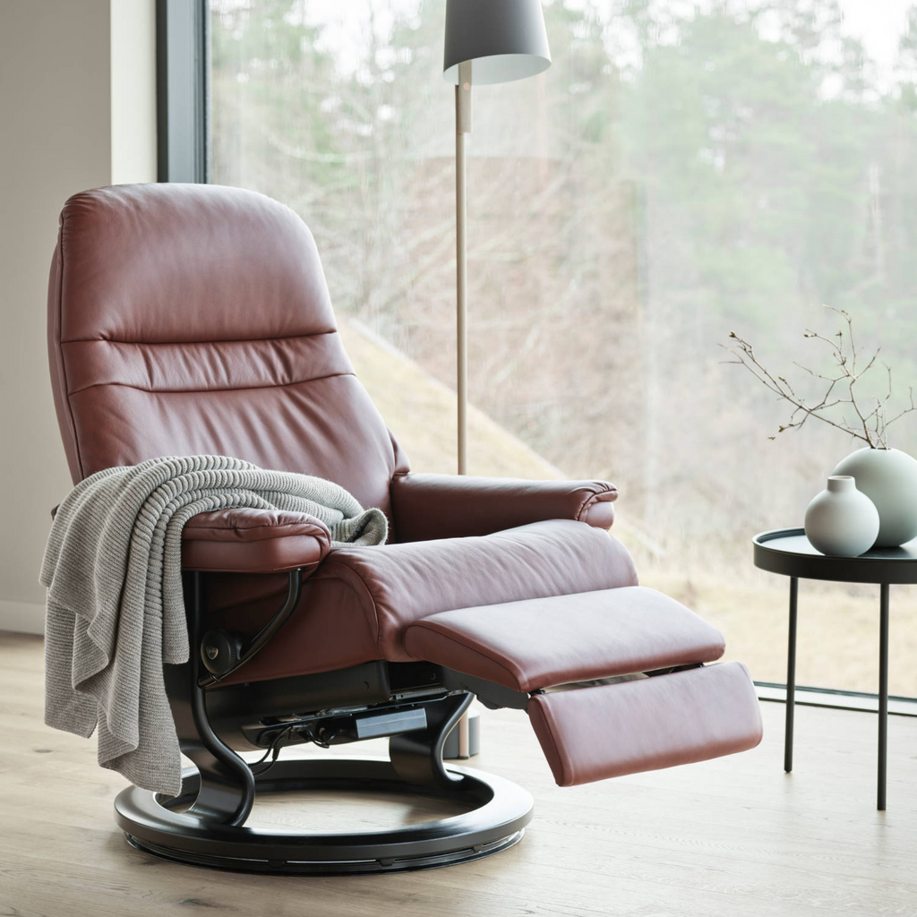 Sunrise Large Recliner Chair & Stool Classic Base by Stressless