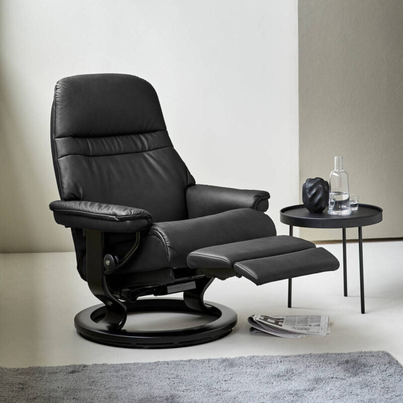 Sunrise Medium Classic Power Recliner by Stressless